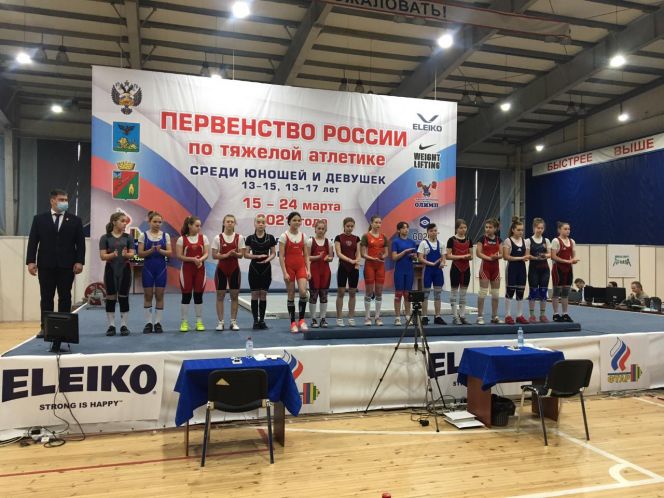 Раздвинули границы: алтайская штанга вновь на всероссийском помосте