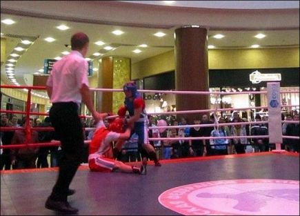 Елена Устинова: «Нокдаун на Красной площади»