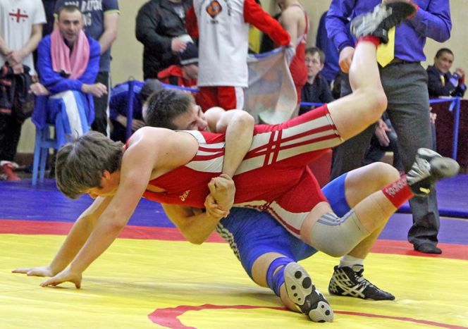 20 декабря. Новоалтайск. С/к "Чемпион". Открытое первенство города памяти Алексея Долматова.