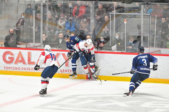 Фото: ХК "Динамо-Алтай"