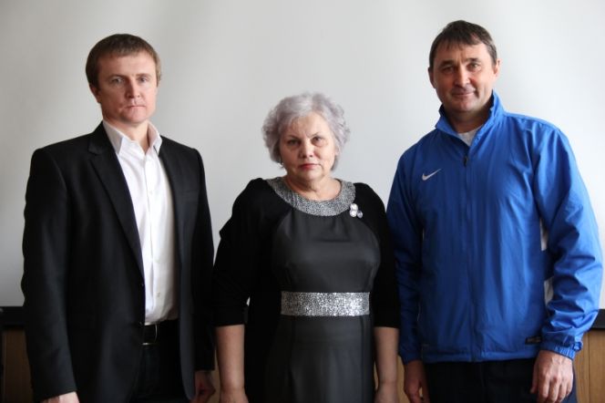 Состоялось чествование ветеранов барнаульского "Динамо", в 1974 году впервые в истории алтайского футбола выигравших зональный турнир второй лиги чемпионата СССР.