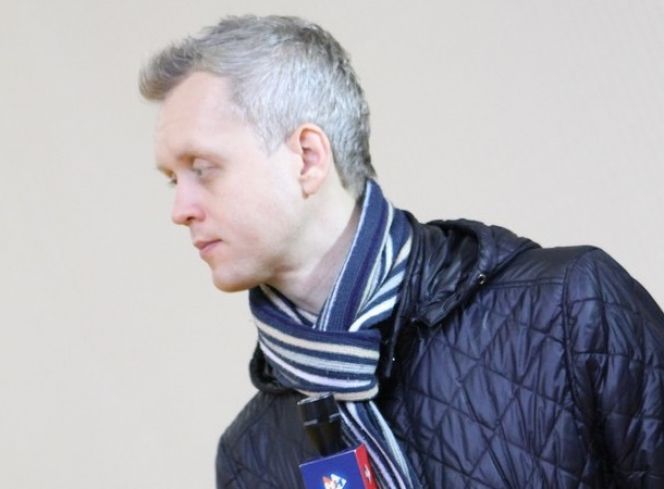 Пьедестал оказался маленьким