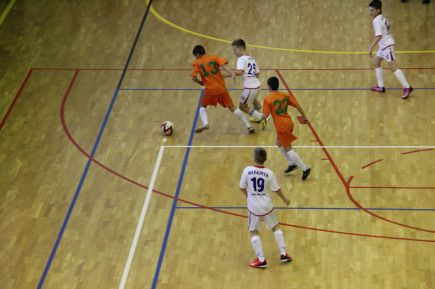 В Барнауле завершился детский турнир по мини-футболу "Рождественские каникулы".