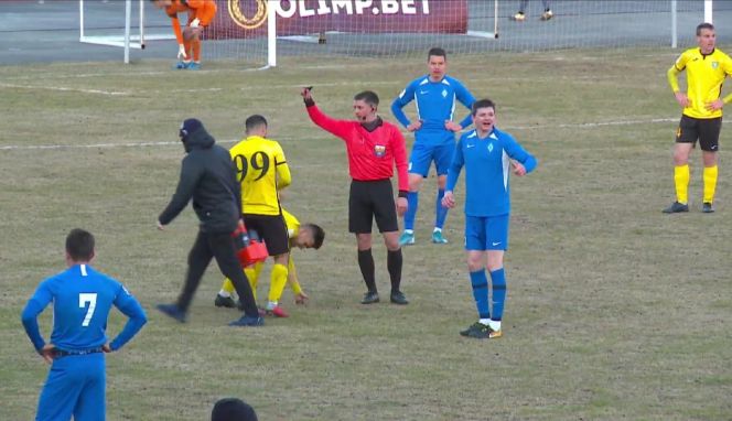 "Динамо" - "Волга". Скрин с youtube-трансляции матча. 