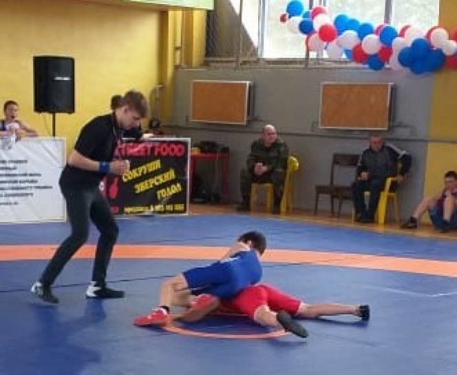 Краевые соревнования по греко-римской борьбе ХLI спартакиады спортшкол среди юношей 2008-2009 годов рождения завершились в Бийске
