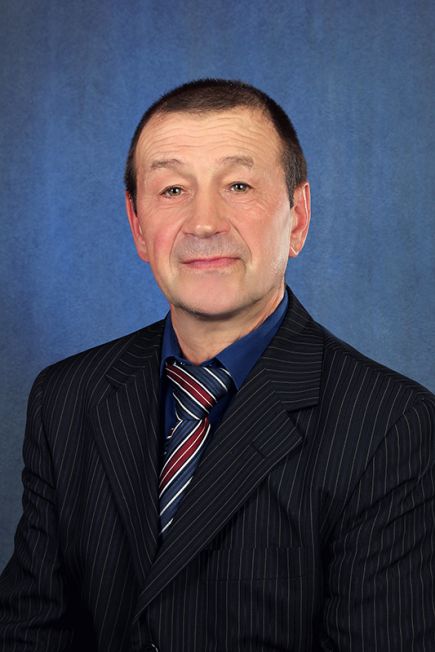 Сорок лет без фальши