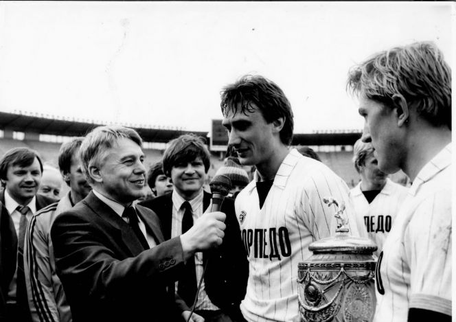 Интервью для советского телевидения с московским торпедовцем Владимиром Кобзевым - автором победного гола в финальном матче Кубка СССР 1986 года 