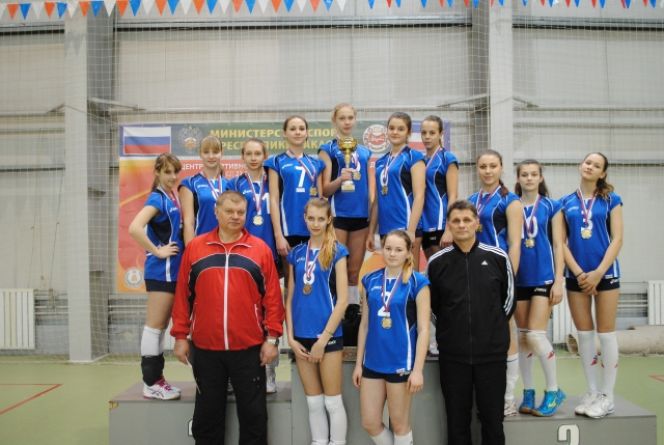 Алтайские волейболистки 2000-2001 года рождения завоевали путёвку в финал первенства России.