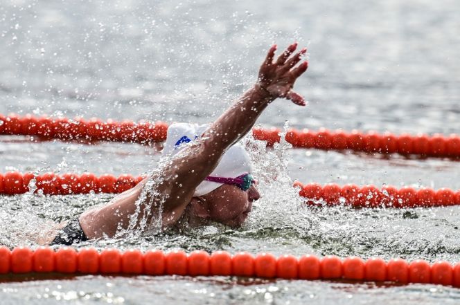 Алтайские моржи проплыли ледяную «Милю Победы» по Енисею
