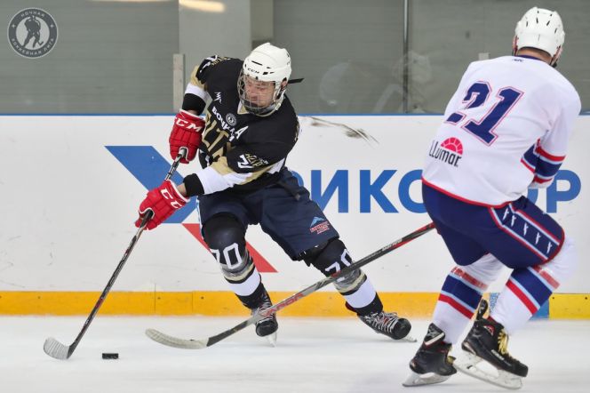Сложилось по-разному. На хоккейном фестивале в Сочи закончили выступление все команды Алтайского края