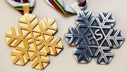 Губернатор Алтайского края Александр Карлин встретился с чемпионом мира Андреем Соболевым и его тренером Дмитрием Фоминых. 