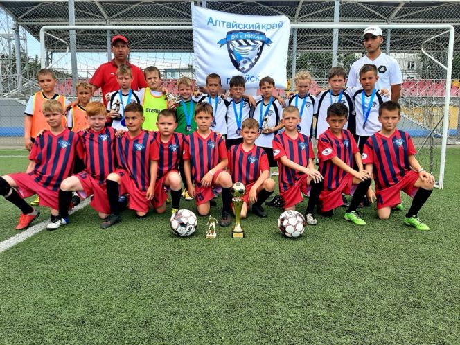 По итогам турнира первое место занял футбольный клуб "Ника" под руководством тренера Александра Кондратьева