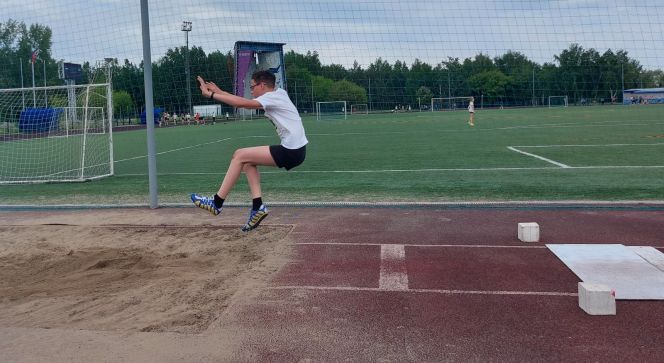 В Барнауле состоялись легкоатлетические старты XLI краевой спартакиады спортшкол среди юношей и девушек 12-13 лет