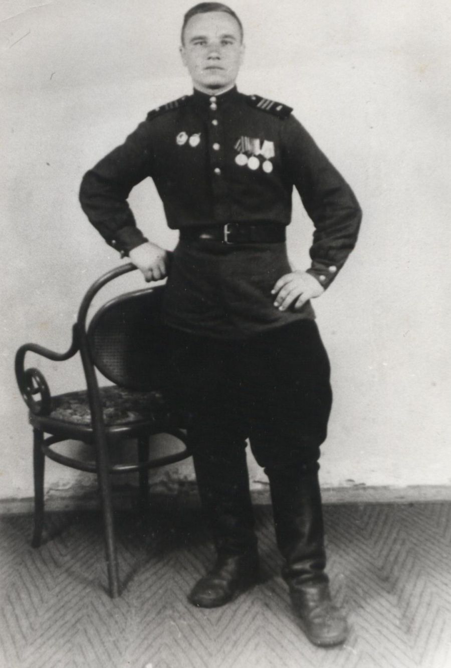 Война окончилась. Впереди долгая счастливая жизнь...